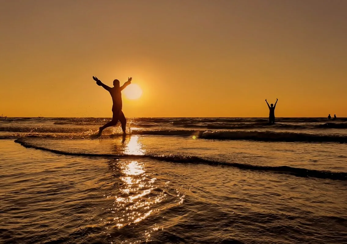 methylene blue for energy - vibrant sunrise energy | NooBlue