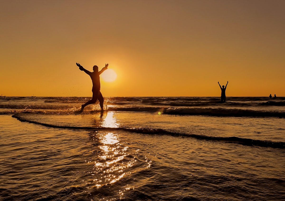 methylene blue for energy - vibrant sunrise energy | NooBlue