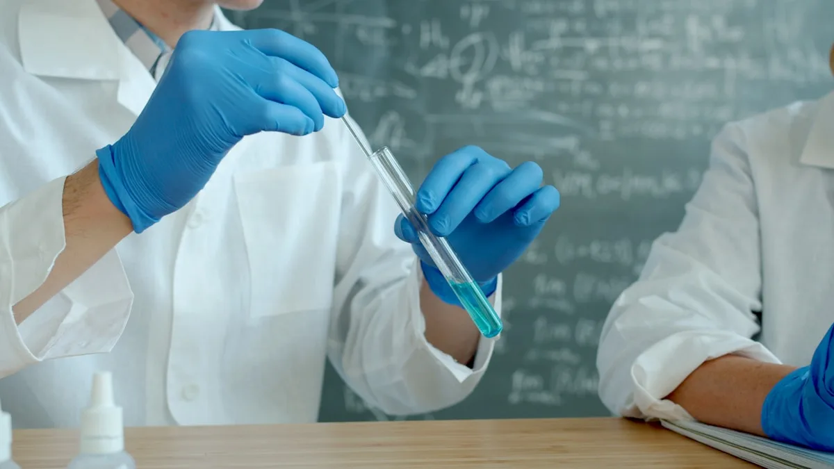 what is methylene blue made from - chemistry laboratory research | NooBlue