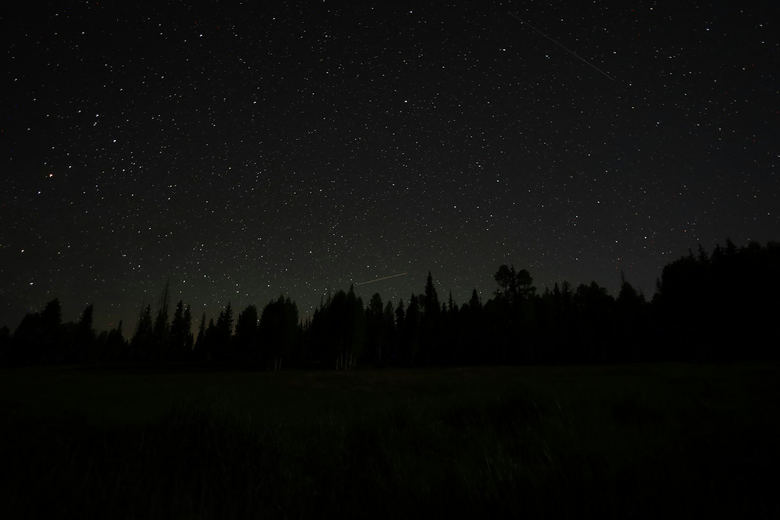 Methylene blue and sleep: a calm night sky illustrating how to time methylene blue doses to protect sleep